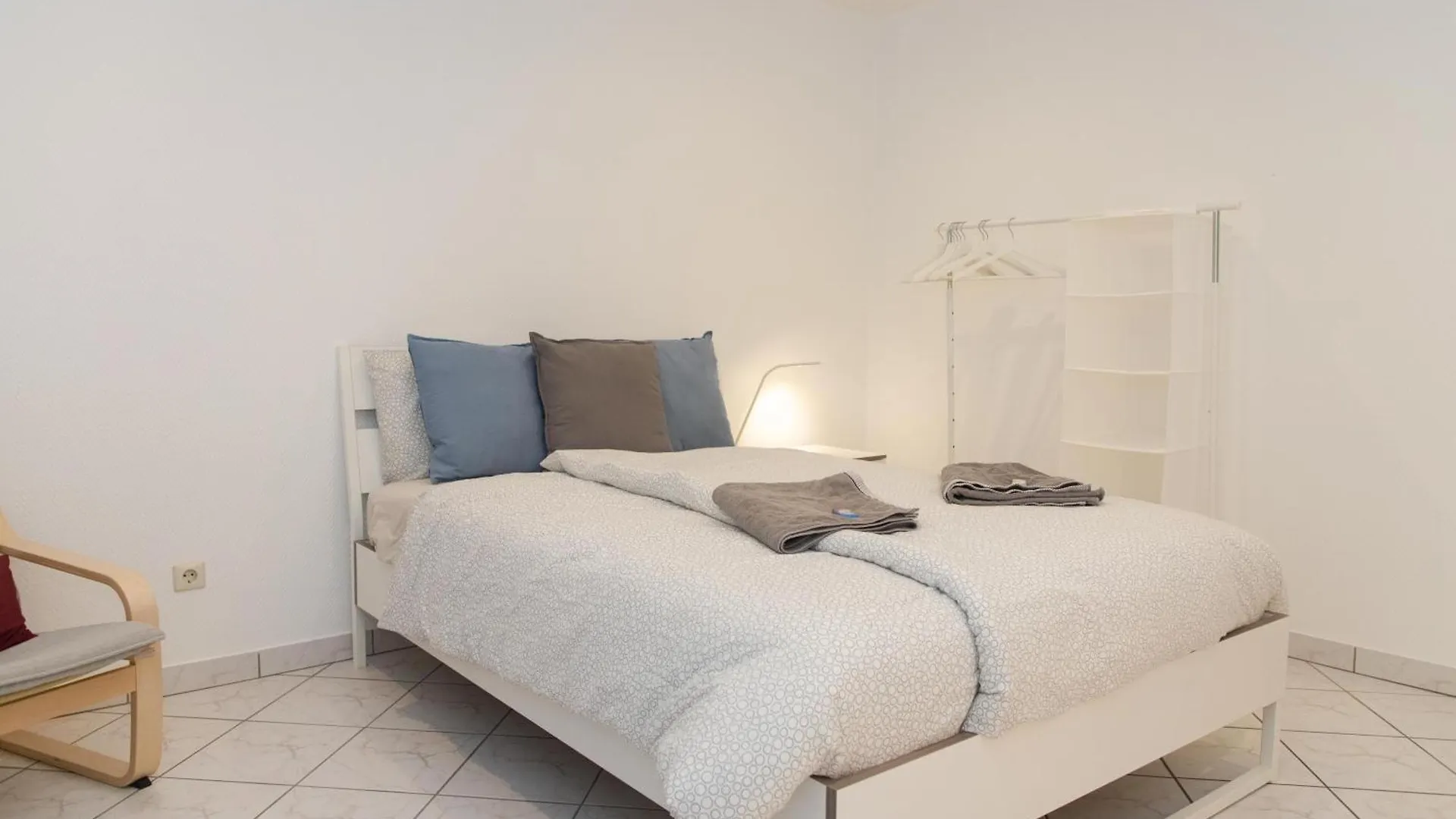 アパート Kirchberg Comfort Rooms ルクセンブルク